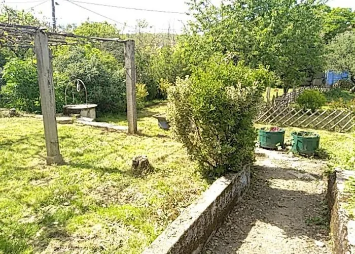 בית נופש Maison Avec Jardin A *